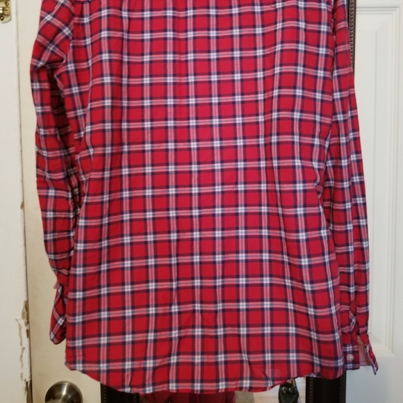 Button down shirt - Picture 2 of 4